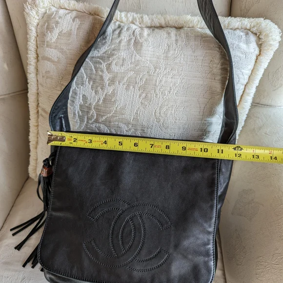 Rare Black Lambskin Large CC Tassel Hobo Bag Gold Hardware, 1996-1997 - Picture 4 of 13